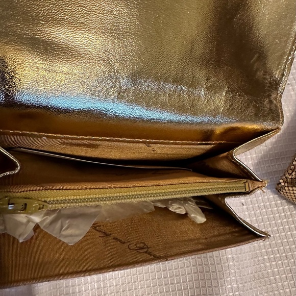 Vintage Whiting and Davis handbag - Picture 3 of 3